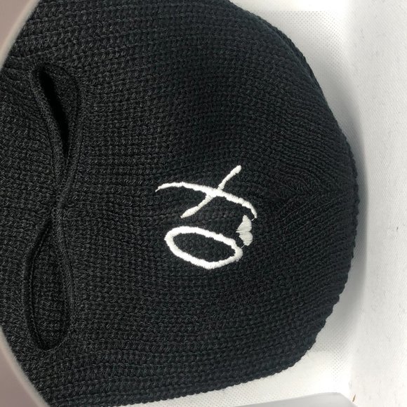 XO THE WEEKND SKI MASK INFLUENCED - Picture 3 of 4